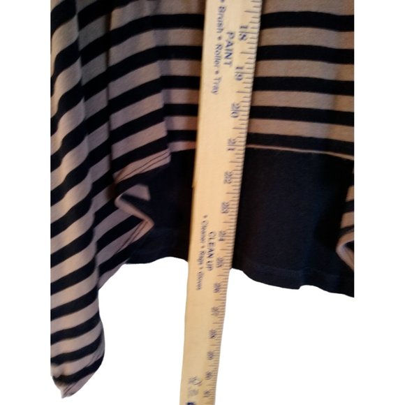 CHELSEA THEODORE Tan/Black Striped KNIT Shark-Bite Hem Loose TOP layered Medium - Picture 5 of 10